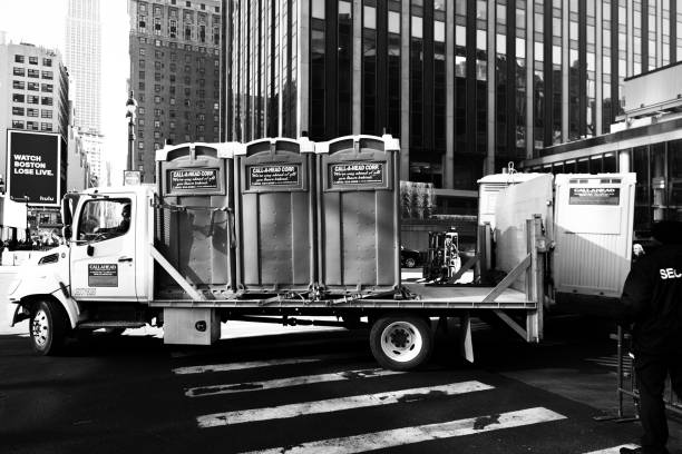 Porta potty delivery and setup in Chinchilla, PA